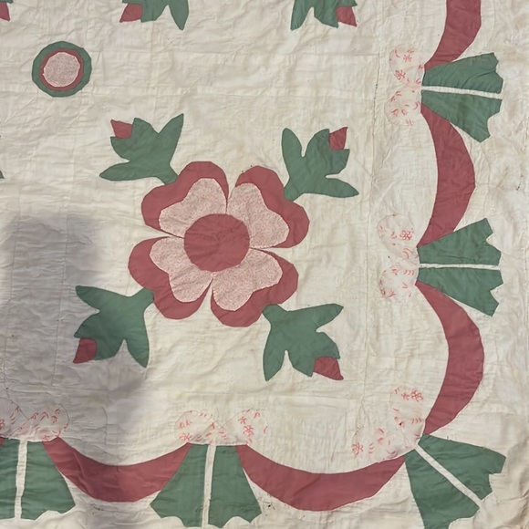 Vintage appliqué quilt - Picture 5 of 6